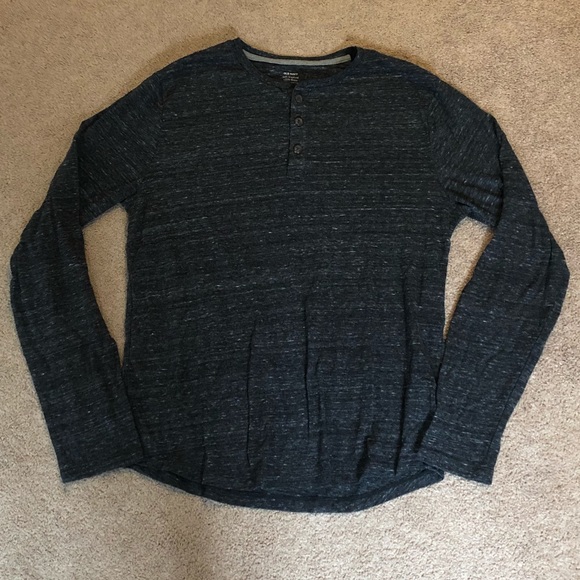 Old Navy Other - Men’s long sleeve gray heathered shirt